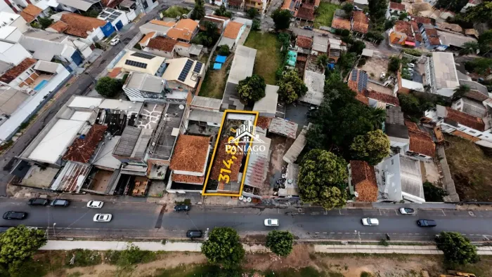 Prédio Comercial à Venda em Cuiabá/MT com 220 m² Construídos