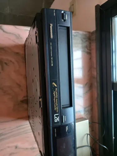 Panasonic Vídeo Cassete NV-L26 HQ para retirada de peças 