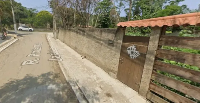 Lote comercial grande na Irene Lopes Sodré próximo Vale Feliz