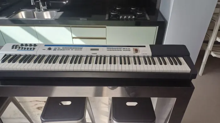 TECLADO CASIO - PRIVIA PX5S