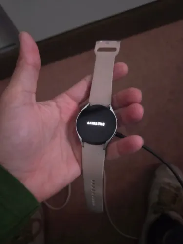 Samsung Galaxy Watch 6 LTE 40mm Rosé Usado
