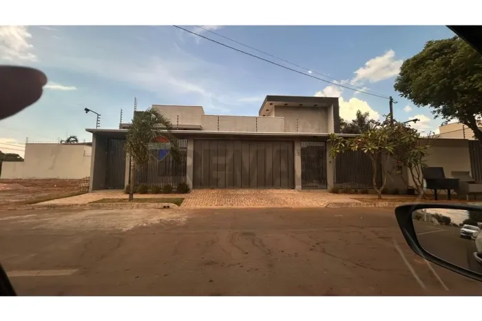"Encantadora Casa Granville I,"
