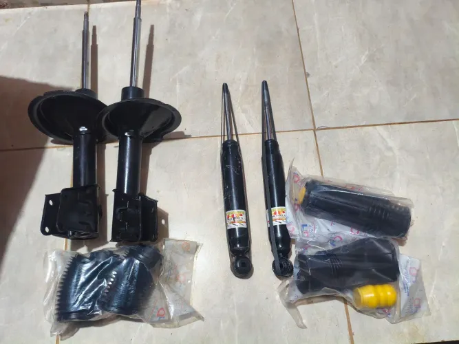 Kit amortecedor palio fiasa 2000
