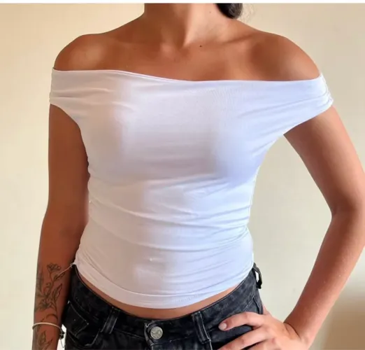 Blusa ombro a ombro