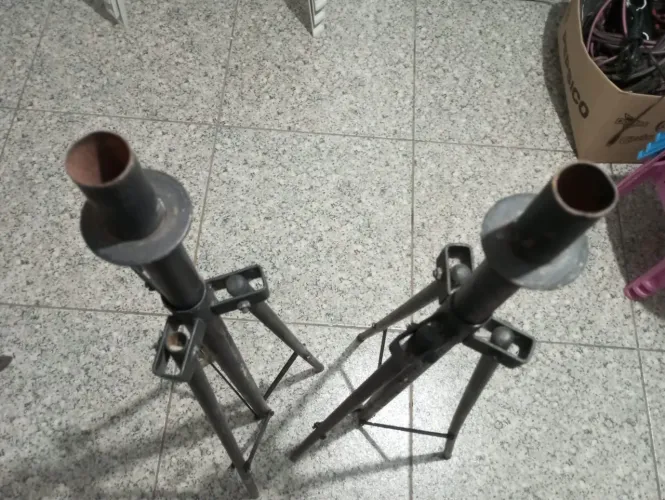 Par tripé caixa de som 