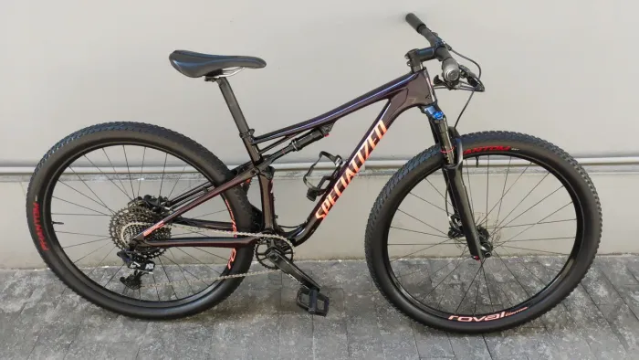 Bicicleta Specialized Epic Comp Carbon tam S