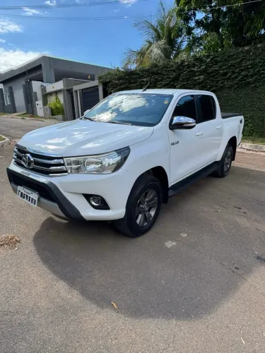 Toyota Hilux CD SRV 4X4 2.8 TDI Diesel Aut. 2017