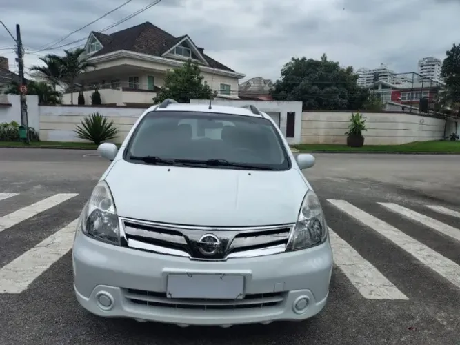 Nissan Livina S 1.8 16V Flex Fuel Aut. 2014