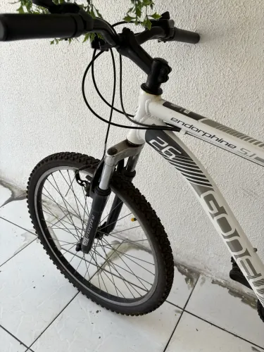 Bicicleta Gonew endorphine 5.1 aro 26