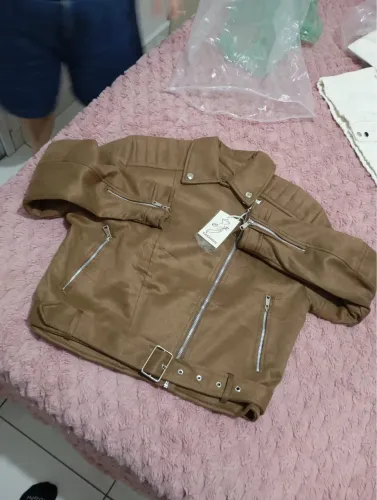 JAQUETA DE COURO