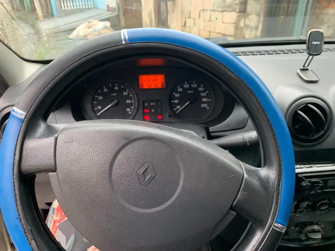 Renault Logan Expression Hi-flex 1.6 8V 4P 2009