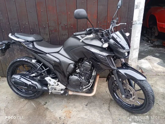 Fazer F25 Pantera negra Black