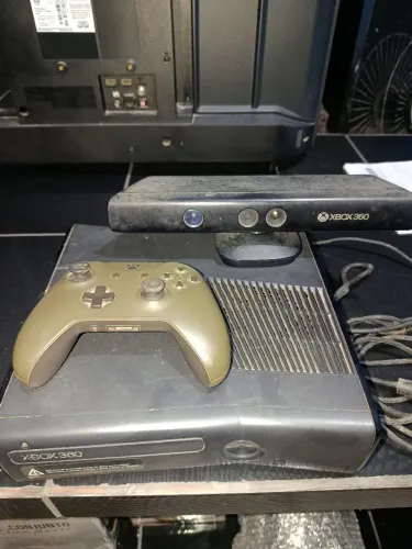 Xbox 360 + Kinect + Controle One