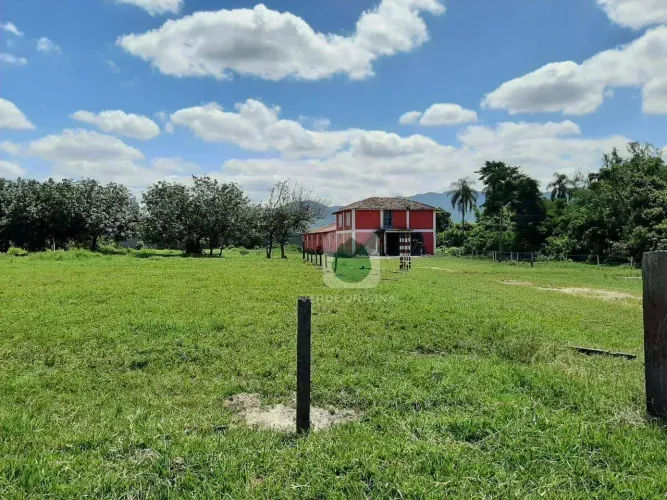 Haras completo em ótima localização à venda, 94000 m² por R$ 3.280.000 - Poço Grande - Tre