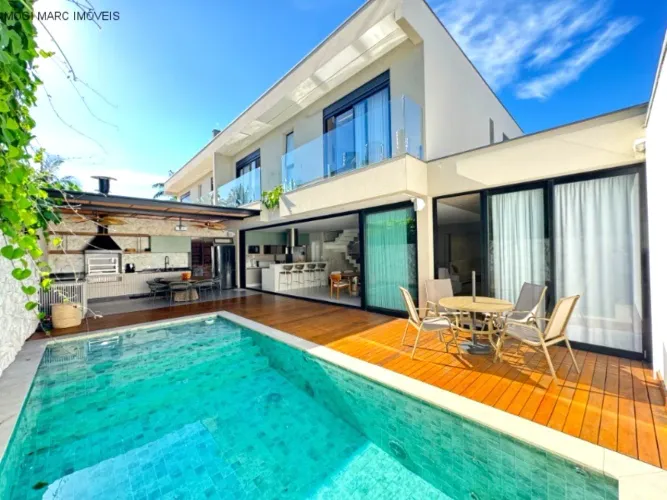 Imóvel de luxo: Casa em condomínio à venda em Juquehy, São Sebastião-SP - 5 quartos, 4 suí
