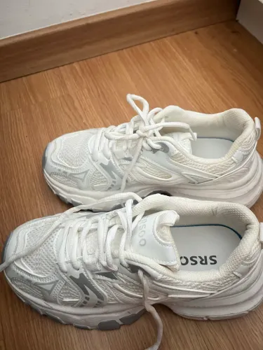 Vendo tênis novo 