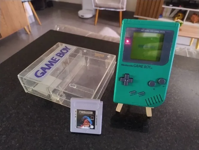 Game boy verde europeu + jogo