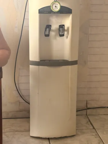 Gelágua esmaltec