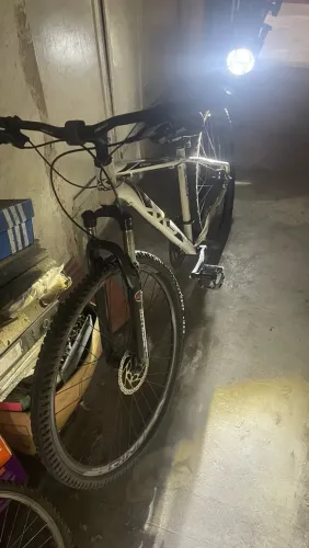 Bike aro 29 bicicleta novinha