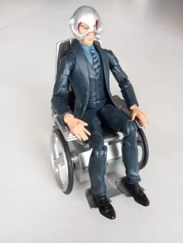 Professor Xavier - Marvel Legends - Toybiz