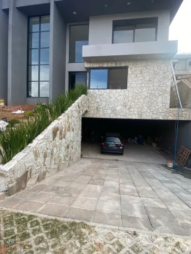 Pedra madeira branca