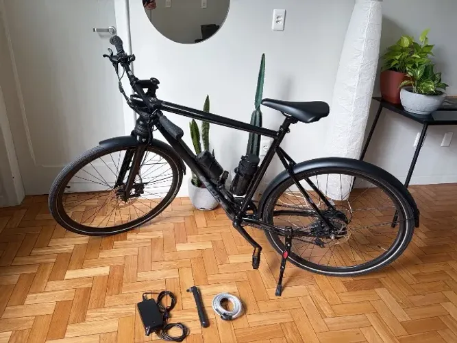 Bicicleta elétrica Caloi e-vibe Rush seminova potência 250W bateria 36V - 4.9Ah