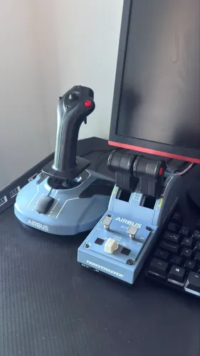  Kit de controle de voo Thrustmaster TCA Officer Pack Airbus PC