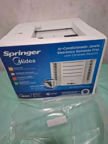 AR CONDICIONADO DE JANELA - NOVO 127V