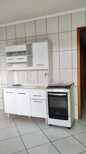 Alugo Apto com 40mts, Boquerão, Ótima localização. um quarto, uma vaga carro.