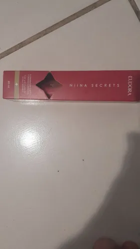 Iluminador rosto e corpo