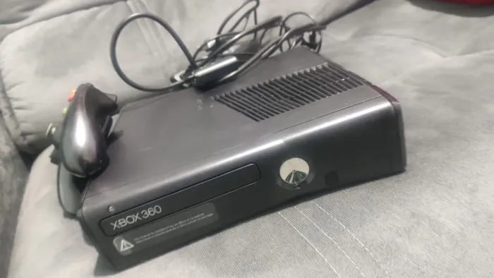 Xbox 360 slim (defeito) luz vermelha