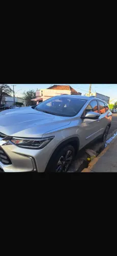 Tracker Premier impecável