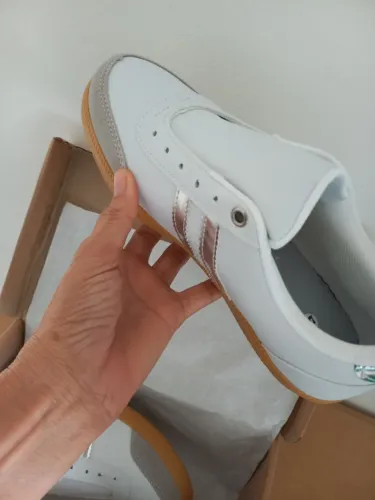 Tênis feminino