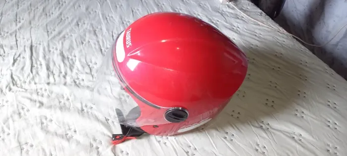 Capacete