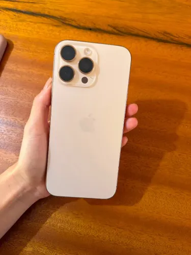 iPhone 16 pro Max Desert