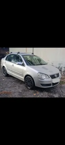 Volkswagen Polo Sedan 1.6 MI Total Flex 8V 4P 2011