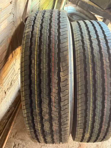 Vendo Pneus de Caminhão 275/295/215
