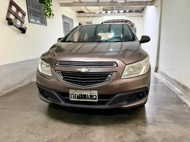 Chevrolet Onix Hatch LT 1.0 8V Flex Power Mec. 4P 2014