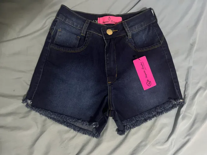 Short Jeans Escuro Feminino tamanho 34