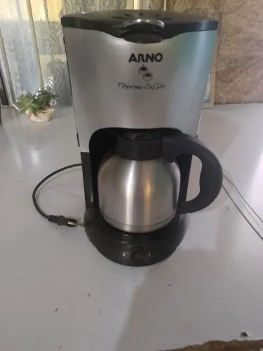 Cafeteira Arno em ótimo Estado 127vwtls.