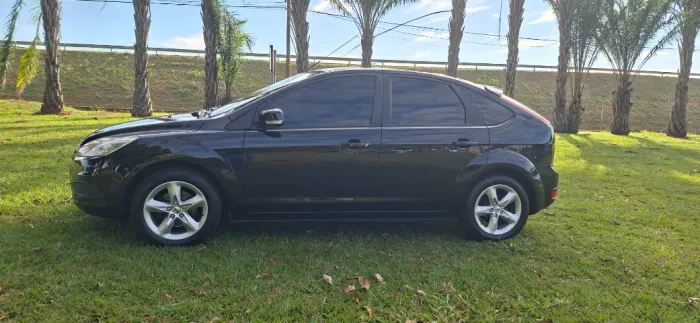 Ford Focus 1.6 S/se/se Plus Flex 8v/16v 5P 2010