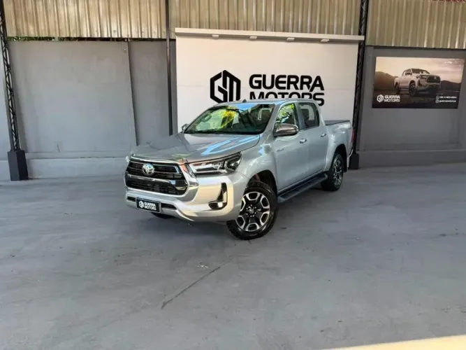 Toyota Hilux CD SRX 4X4 2.8 TDI 16V Diesel Aut. 2025