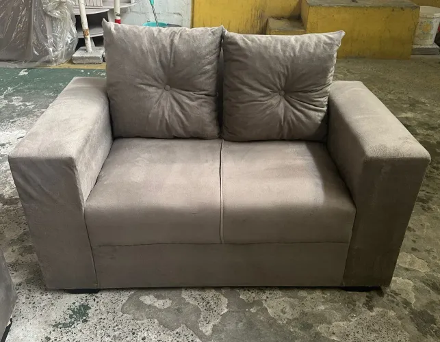 Sofá pop 2 lugares na promoção 