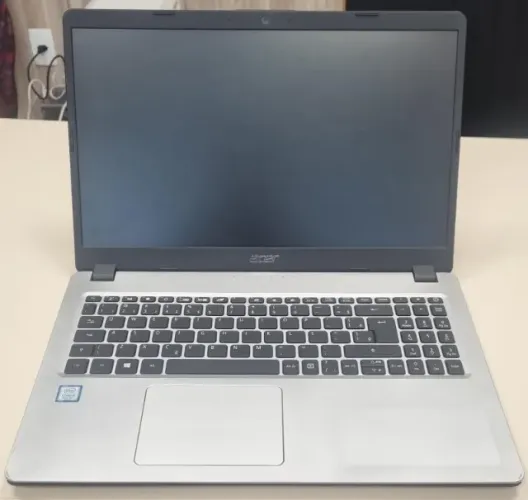 Carcaça Acer Aspire A515-52 com a tela e teclado