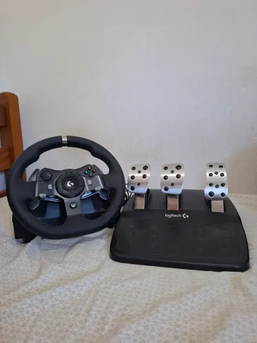 Volante Logitech G920 (Volante + Pedal) com Caixa