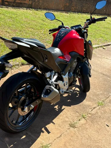 Honda CB300F