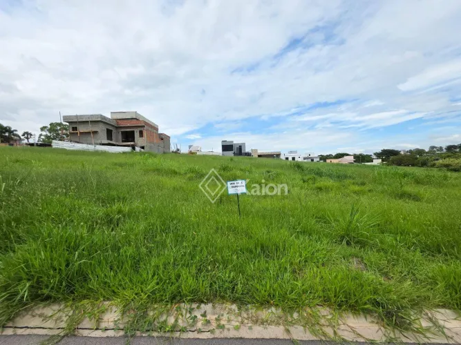 Terreno à venda no Condomínio Vila dos Manacás em Itu/SP