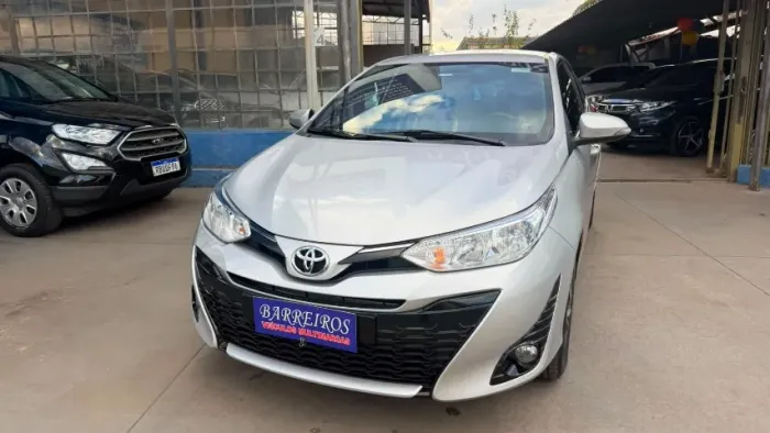 Toyota Yaris XS Connect 1.5 Flex 16V 5P AUT 2021