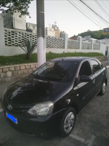 Toyota Etios X Sedan 1.5 Flex 16V 4P Mec. 2015