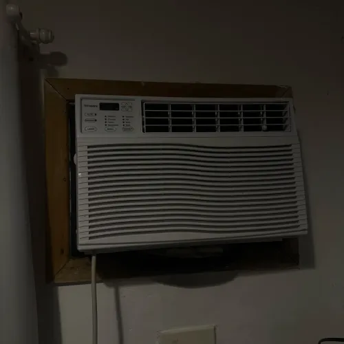 Ar-Condicionado Fontaine 10.000 BTUs 127V - 1 Ano de Uso